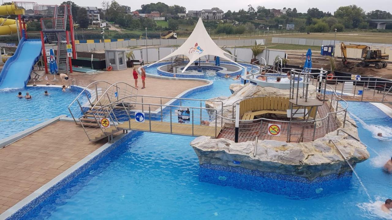 Lifestyle Apartments -Zielony Uniejow "Prywatne Kapiele Termalne" Εξωτερικό φωτογραφία